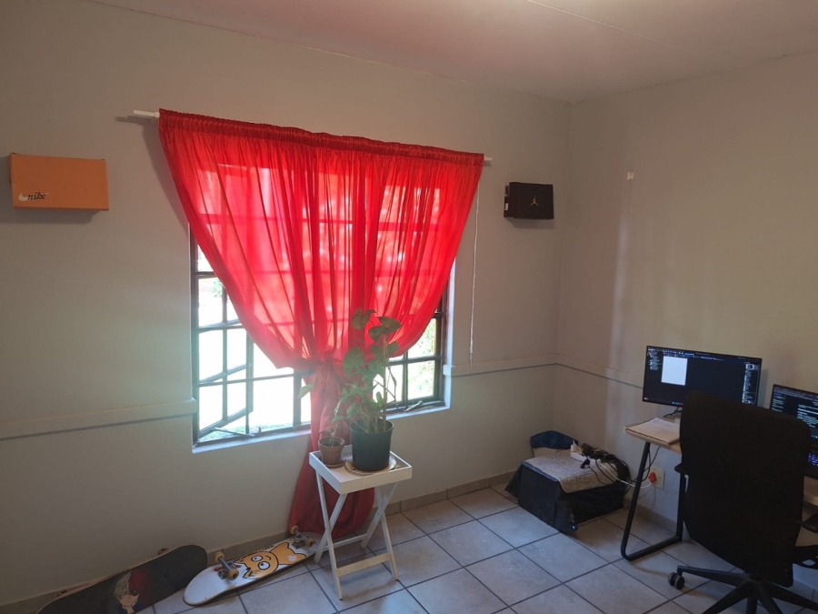 3 Bedroom Property for Sale in Langenhovenpark Free State
